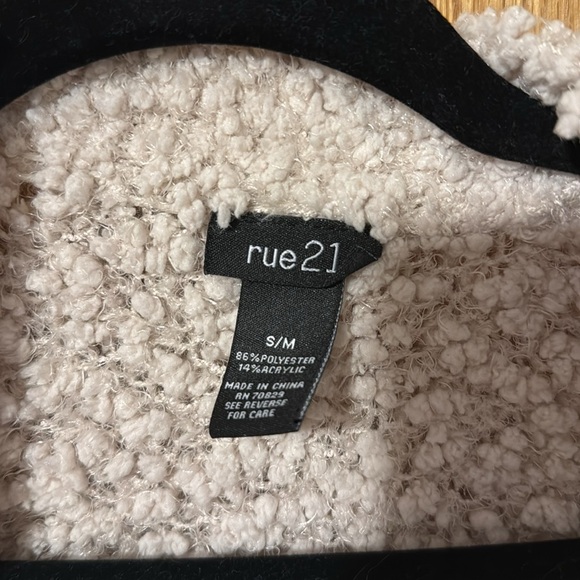 Rue21 cardigan - size small/medium, has an oversized fit. Tan/creme color - Picture 2 of 6